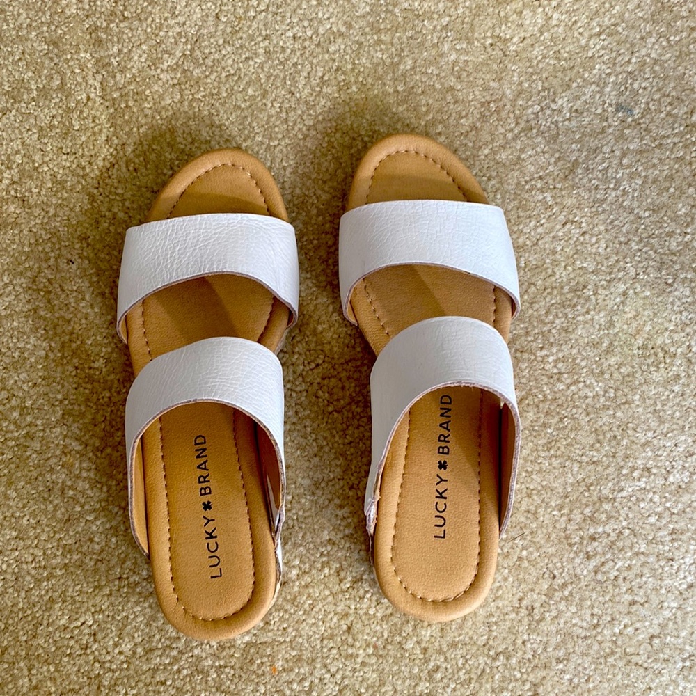White Lucky Brand sandals
